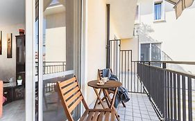 Lilly House - Travaco Siccomario - By Host4U