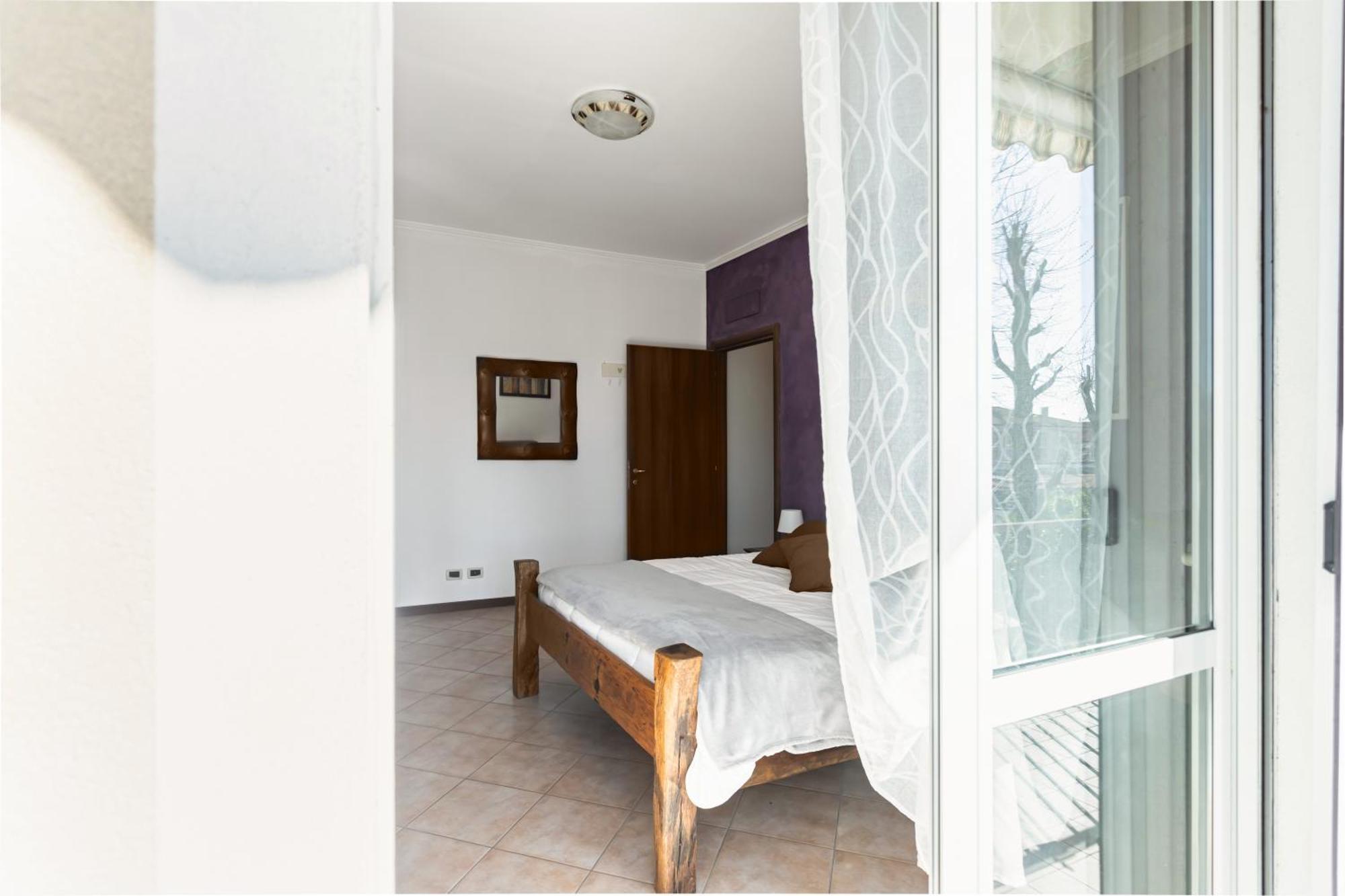 Appartamento Lilly House - Travaco Siccomario - By Host4U San Martino Siccomario Esterno foto